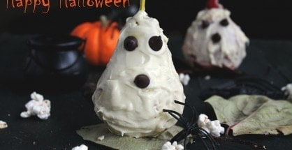 pear ghosts halloween