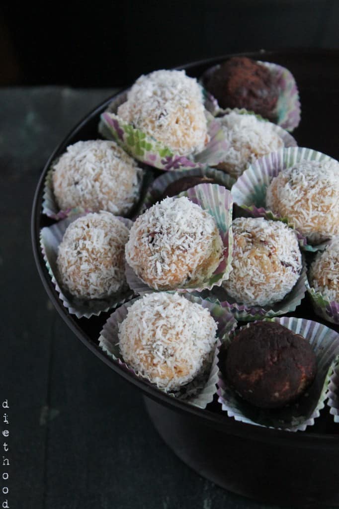 Peanut Butter Cranberry Cookie Bites 3 682x1024 Peanut Butter and Cranberry Cookie Bites for #WorldDiabetes {Gluten Free and Sugar Free} and a Giveaway