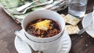 Slow Cooker Chili | www.diethood.com | Beefy chili packed with beans, vegetables, and spice | #recipe #chili #dinner #slowcooker #crockpot