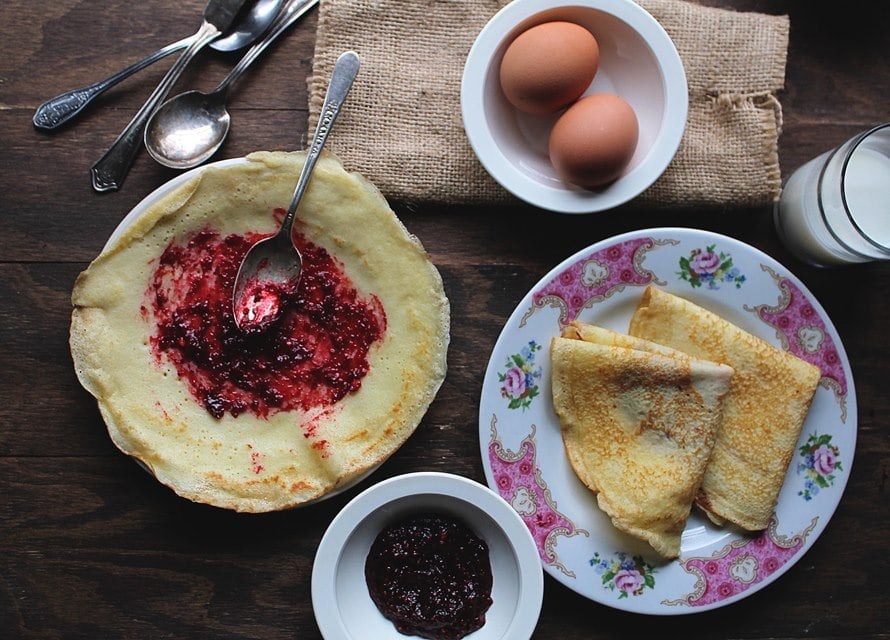 crepes 5 Lemon Crepes with Raspberry Sauce