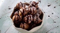Yogurt Doughnut Holes | www.diethood.com | #recipe #doughnuts #donuts #yogurt #chocolate
