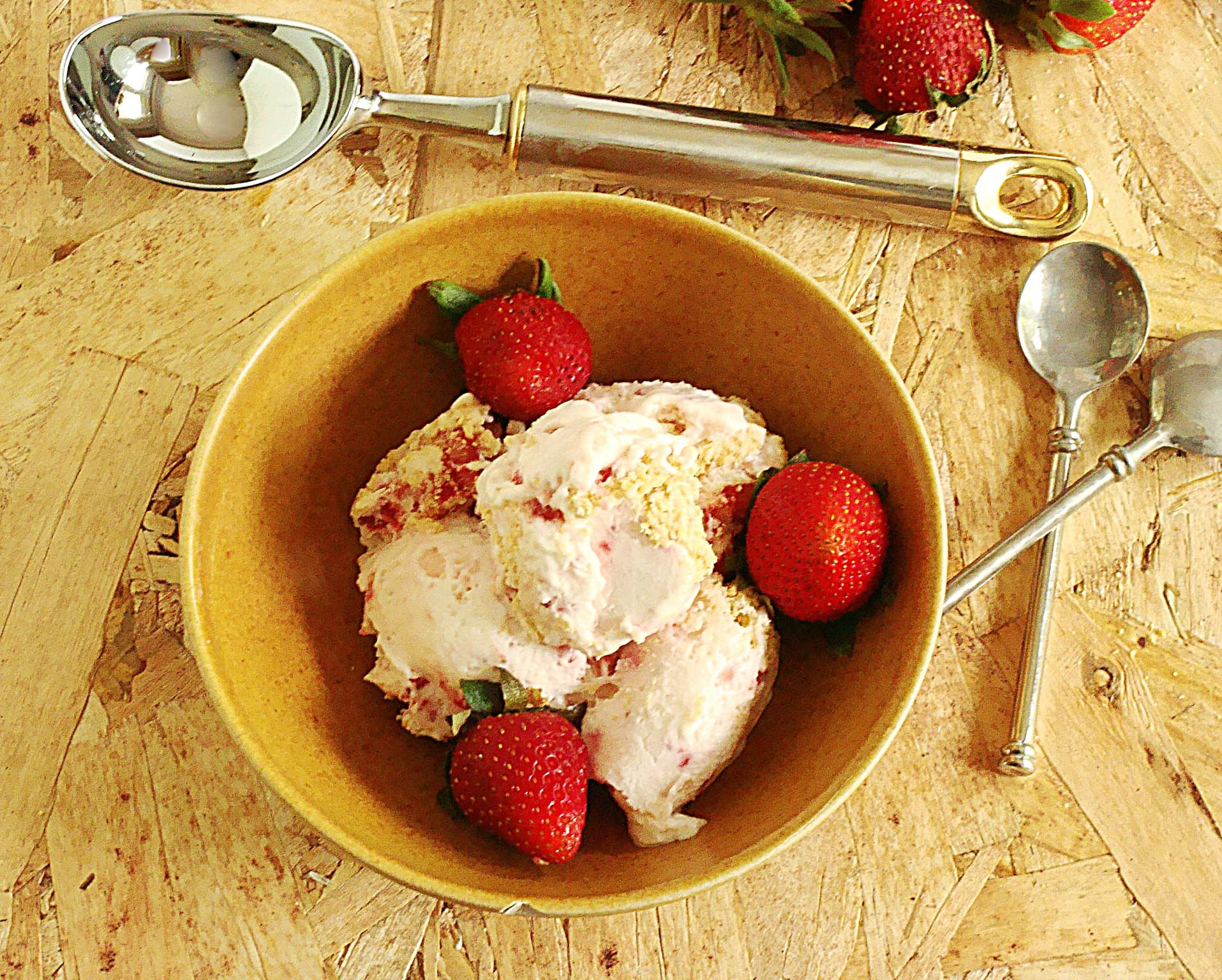 Strawberry Cheesecake Ice Cream