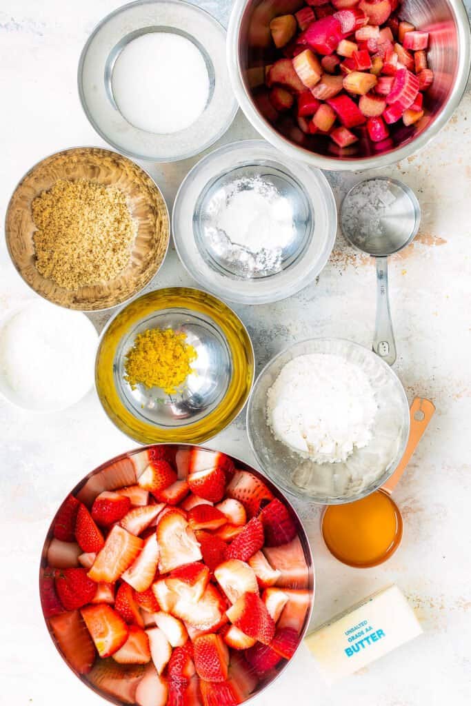 Quick And Easy Strawberry Rhubarb Crumble Diethood