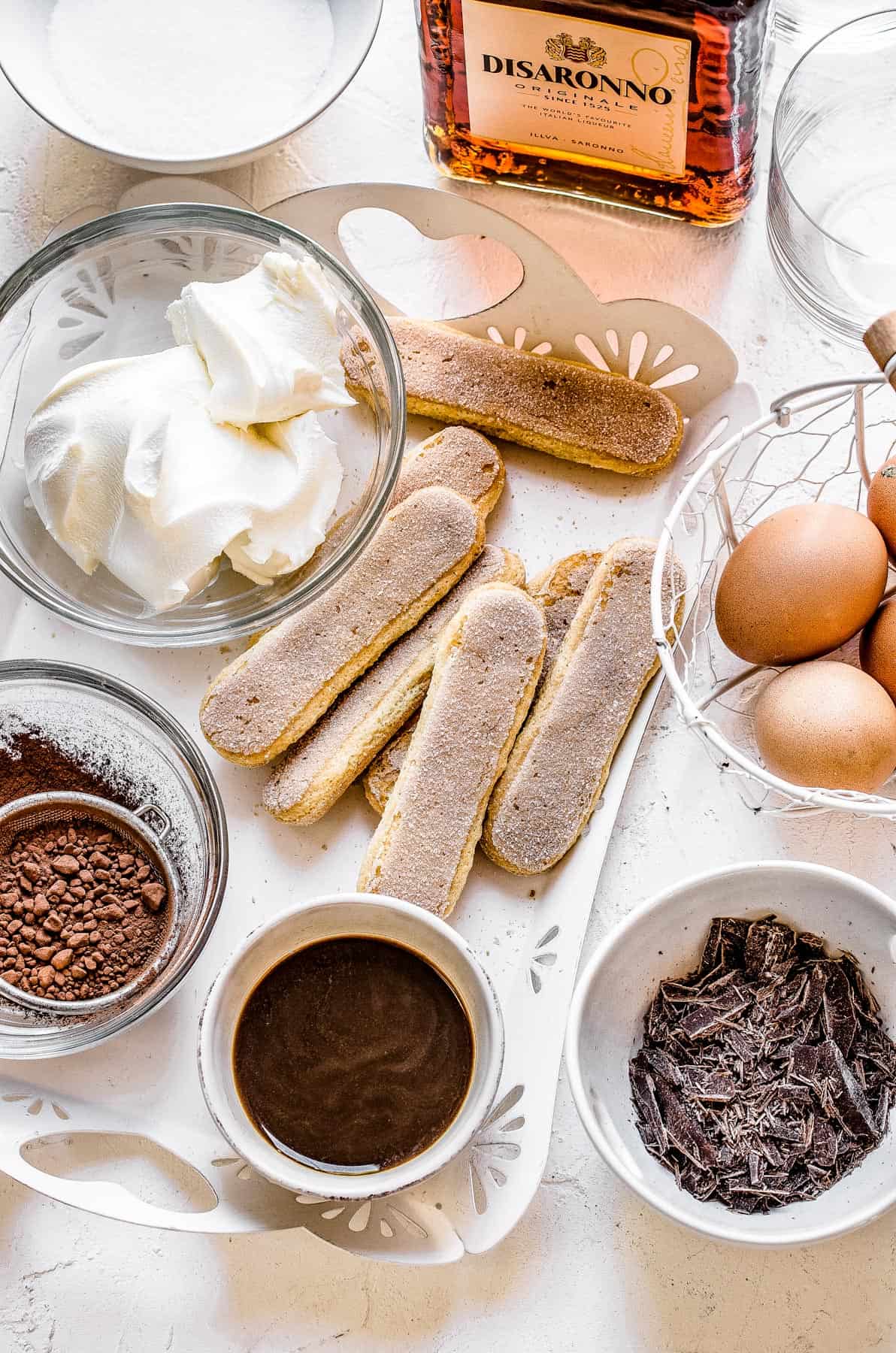 The ingredients for easy homemade tiramisu.