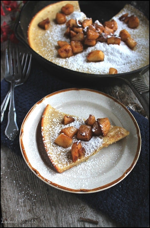 Dutch Baby Pancake with Fried Apples