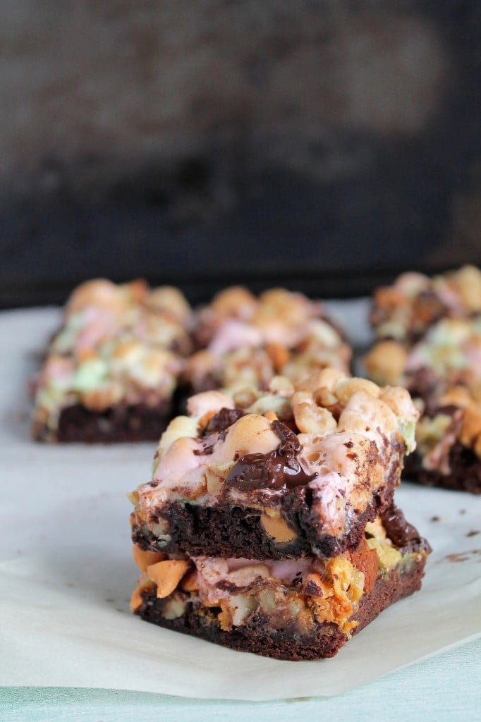 Rocky Road Fudge Brownies from www.diethood.com | #recipes #brownies #chocolate #rockyroad