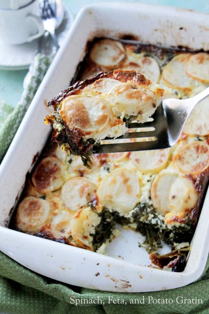 Spinach, Feta, and Potato Gratin | www.diethood.com | #gratinrecipe #dinner #recipe #vegetarian #bake