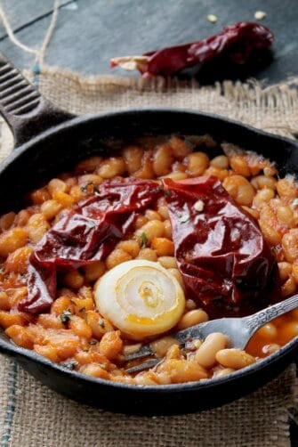 Macedonian Style Baked Beans {Tavce Gravce} via www.diethood.com | #recipe #dinner #beans #tavcegravce