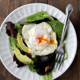https://diethood.com/wp-content/uploads/2013/01/fresh-egg1-280x280.jpg