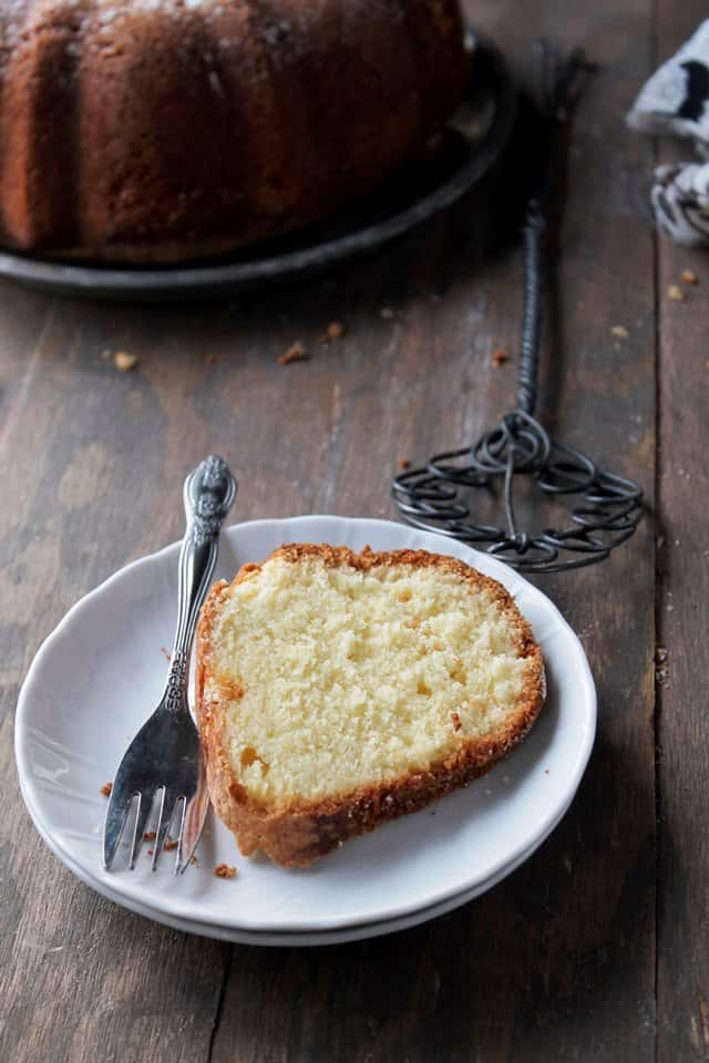 Orange and Olive Oil Cake | www.diethood.com | #bundtamonth #bundtcake #dessert #cake #recipe @diethood