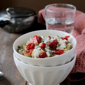 Quinoa with Sun Dried Tomatoes and Feta | www.diethood.com | #quinoarecipes #sundriedtomatoes #feta #quinoa