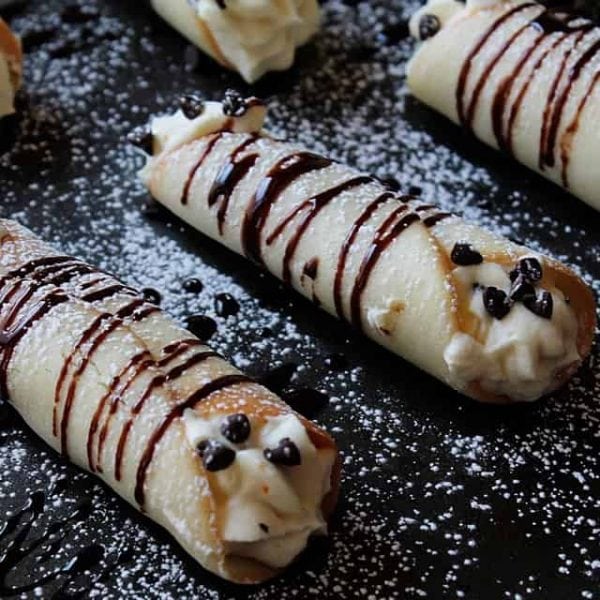 Easy Homemade Cannolis | Diethood