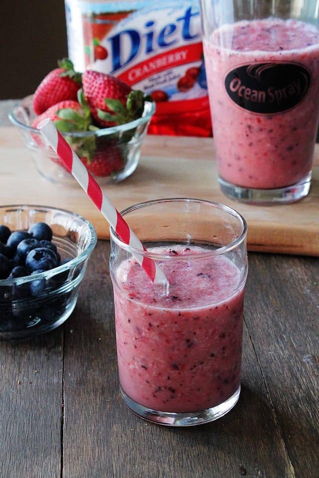 Diet Mixed Berry Smoothie | www.diethood.com | Smoothie with a bright mix of strawberries, blueberries and bananas, blended with Diet Ocean Spray's Cranberry Juice Drink and creamy fruit sorbet | #recipe #drinks #smoothie #healthy