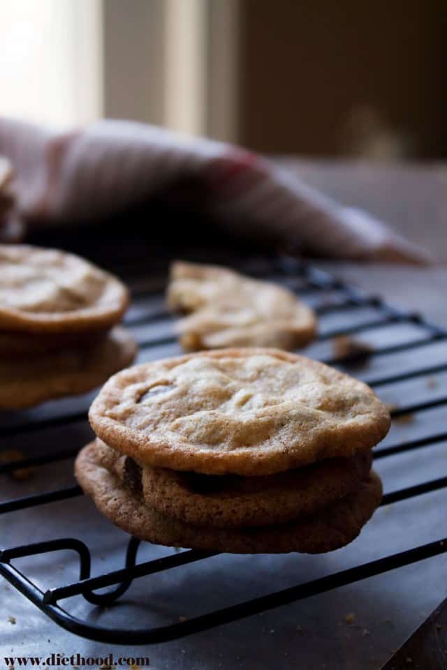 Chocolate Cloud Cookies | www.diethood.com | A sweet, crispy cookie studded with chocolate chips and almonds. | #recipe #cookies #chocolatechipcookies #dessert