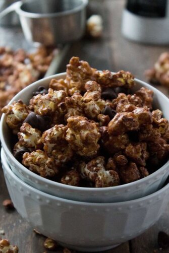 Salted Chocolate Caramel Popcorn | www.diethood.com | #popcorn #recipe #caramel #chocolate