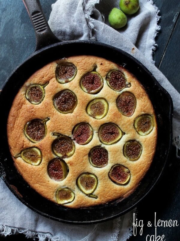 Fig and Lemon Cake | www.diethood.com | Sweet and delicious yogurt cake made with a zest of lemon and fresh figs. | #cake #recipe #dessert #figs