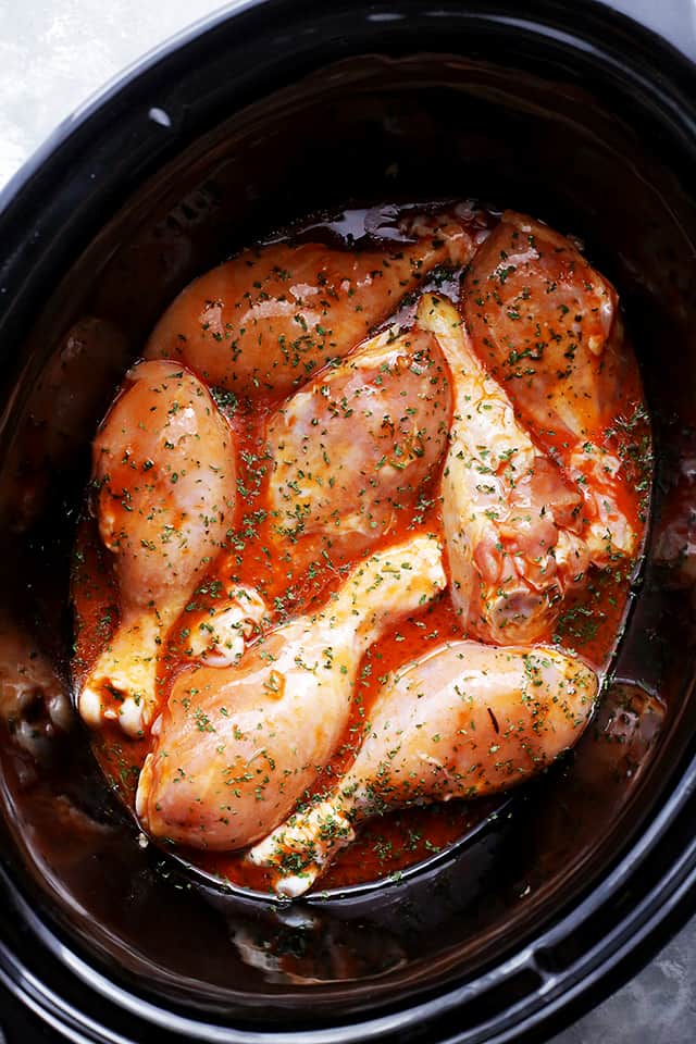 Slow Cooker Buffalo Chicken – Slow cooked, spicy and delicious Buffalo Chicken drumsticks.