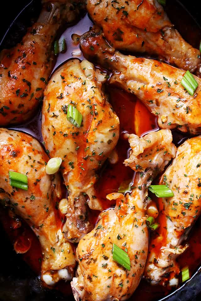 Slow Cooker Buffalo Chicken – Slow cooked, spicy and delicious Buffalo Chicken drumsticks.