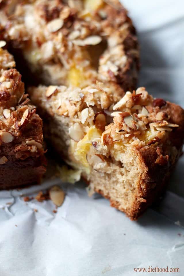 Orange and Almond Coffee Cake | www.diethood.com