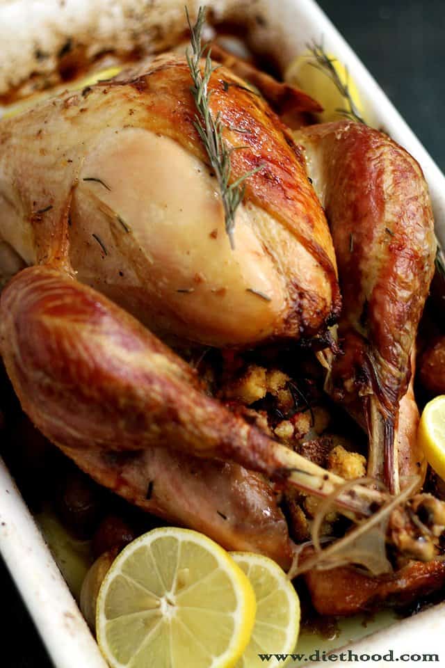 Rosemary Lemon Roasted Turkey | www.diethood.com