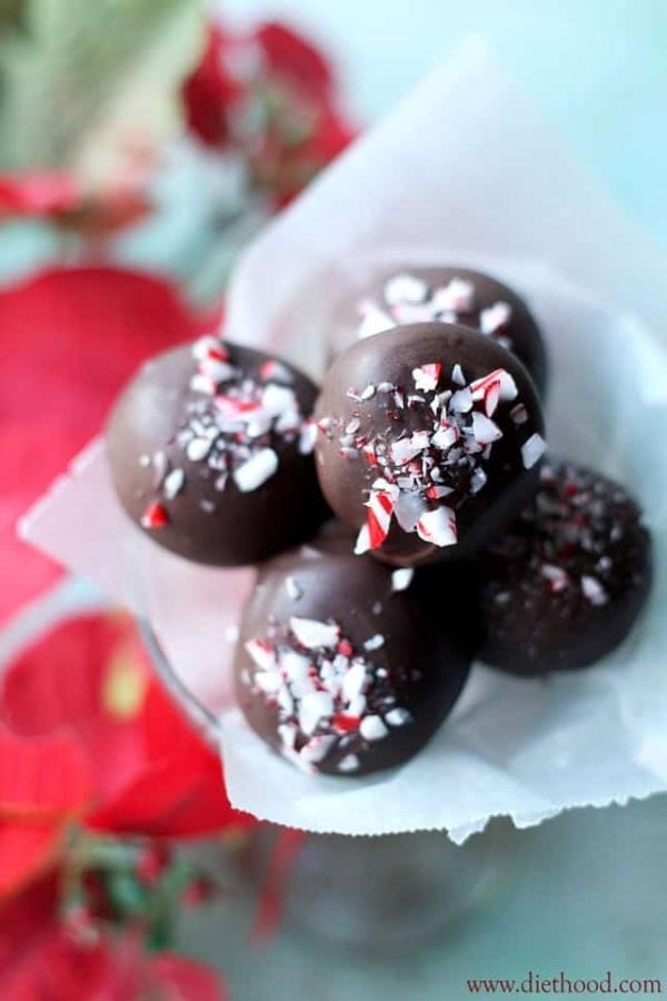 No-Bake Peppermint Raspberry Chocolate OREO Cookie Balls | Diethood