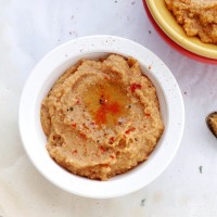 Hot Wings Hummus | www.diethood.com | A delicious hummus recipe with garbanzo beans and hot sauce, makes for a wonderful game-day snack or appetizer.