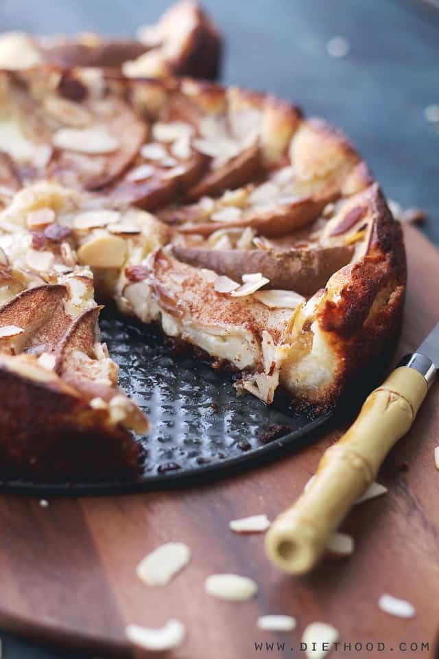 Pear Almond Cheesecake Torte | www.diethood.com | Delicious, sweet and silky Pear Almond Cheesecake Torte, prepared with a cream cheese mixture atop an almond-flour crust, and garnished with fresh pears. | #recipe #cheesecake