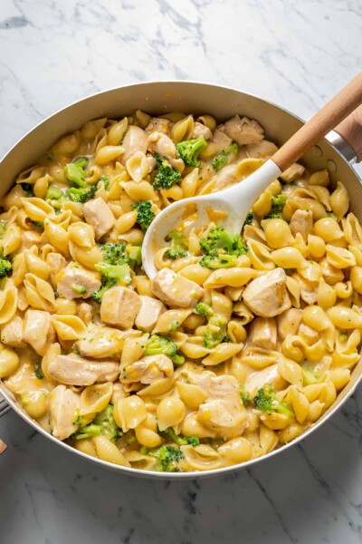 Cheesy Chicken Broccoli Pasta | Diethood