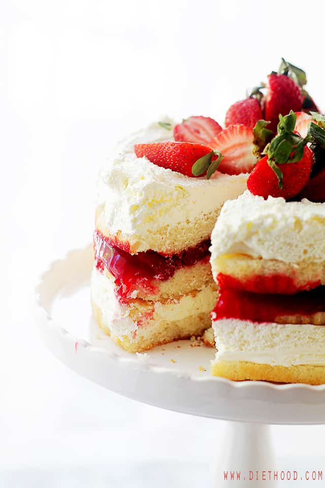 Strawberry Shortcake Cake | www.diethood.com | Layers of moist, buttery cake filled with strawberry pie filling and whipped cream frosting. | #recipes #cake #strawberries