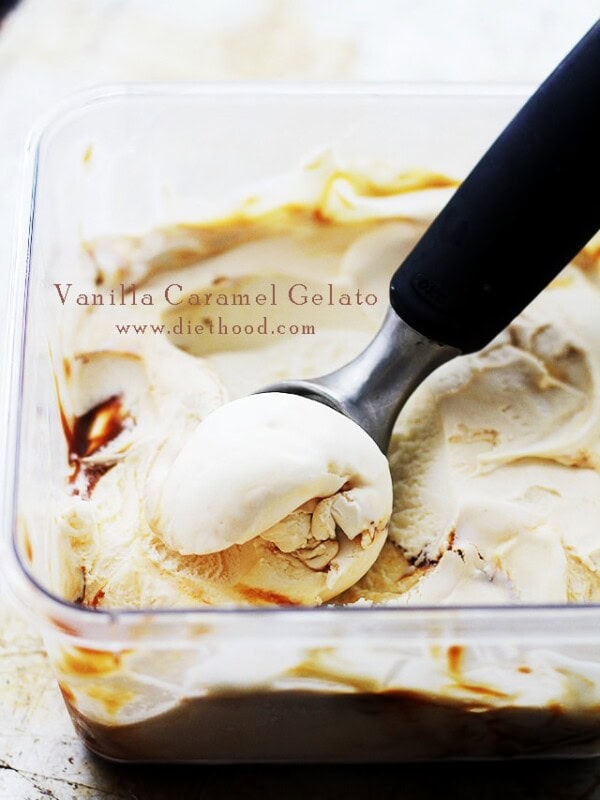 Vanilla Caramel Gelato | www.diethood.com | Creamy, cold, sweet and delicious, this Gelato is the perfect Summer treat! | #IceCreamforOXO #gelato #recipe