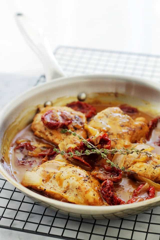 Pan-Seared Chicken Breasts with Sun Dried Tomatoes | www.diethood.com | Quick, easy and delicious pan-seared chicken with sun dried tomatoes and a flavorful sauce. | #recipe #chicken