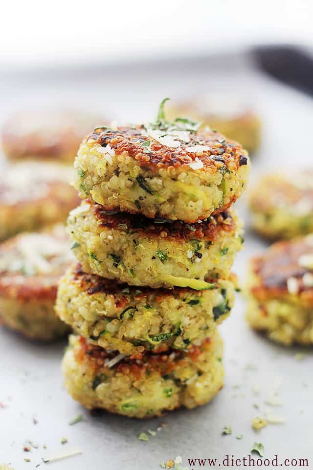 Garlicky & Cheesy Quinoa Zucchini Fritters | www.diethood.com | Packed with Quinoa and Zucchini, these Fritters are super delicious and very easy to make!