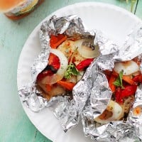 Italian Chicken and Vegetables In Foil | www.diethood.com | Flavorful, incredibly moist chicken baked in foil with peppers, onion, garlic, fresh herbs and Italian Dressing.