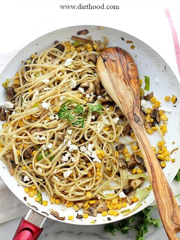 Leek and Mushroom Fettuccine with Corn and Feta | www.diethood.com | If you're looking for a super delicious, yet easy-to-make pasta recipe to add to your weekly recipe rotation, try this Leek and Mushroom Fettuccine Pasta Dinner!