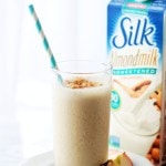 Apple Pie Smoothie | Thingamajig Tuesdays with Silk Almondmilk