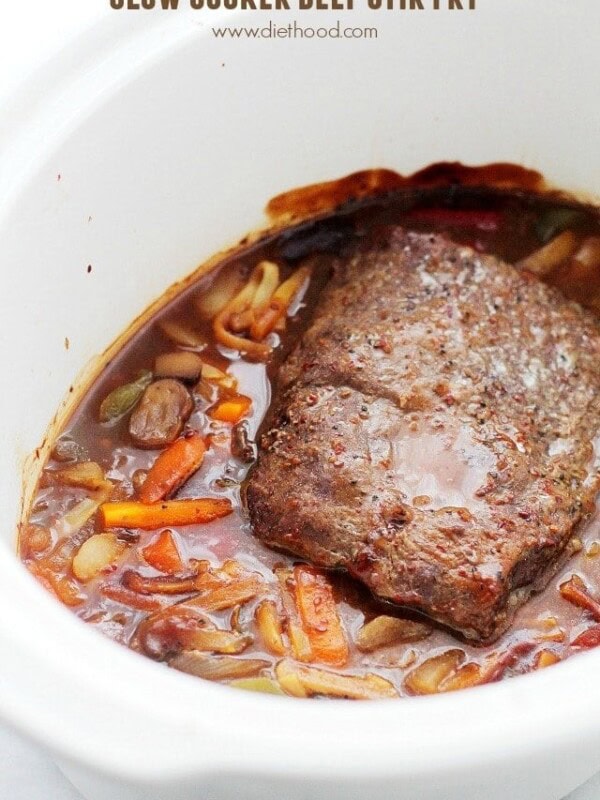 Slow Cooker Beef Stir Fry | www.diethood.com | Flavorful beef stir-fry with peppers, onions, mushrooms and McCormick's Stir Fry Skillet Sauce. An easy and absolutely delicious meal simmered in the crock pot.