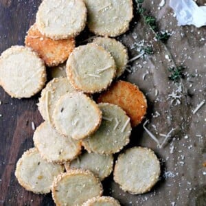 Garlic Parmesan Blue Cheese Crackers | www.diethood.com | Irresistible homemade cheese crackers rolled in crunchy sesame seeds.