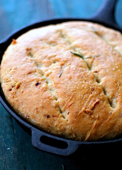 Rosemary garlic bread in a skillet.