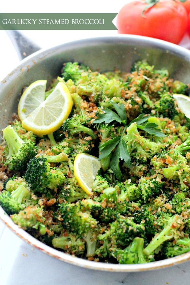 Garlicky Steamed Broccoli | www.diethood.com | Delicious and healthy side dish of steamed broccoli rolled in buttery panko crumbs, garlic and lemon.