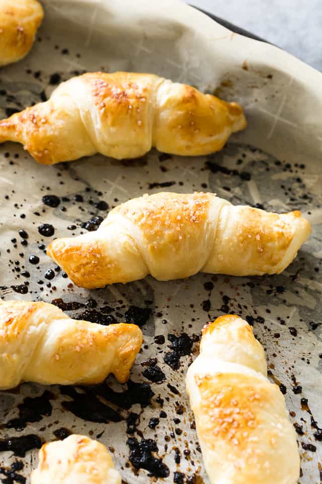 Lemon Cheesecake Crescent Rolls | Diethood