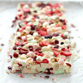 Rocky Road White Chocolate Bars | www.diethood.com | Marshmallows, strawberries, nuts and cranberries all covered in deliciously sweet white chocolate.