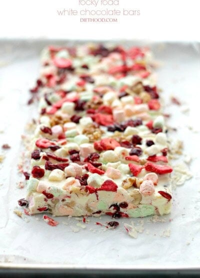 Rocky Road White Chocolate Bars | www.diethood.com | Marshmallows, strawberries, nuts and cranberries all covered in deliciously sweet white chocolate.
