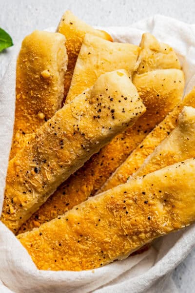 Garlic Breadsticks | Diethood