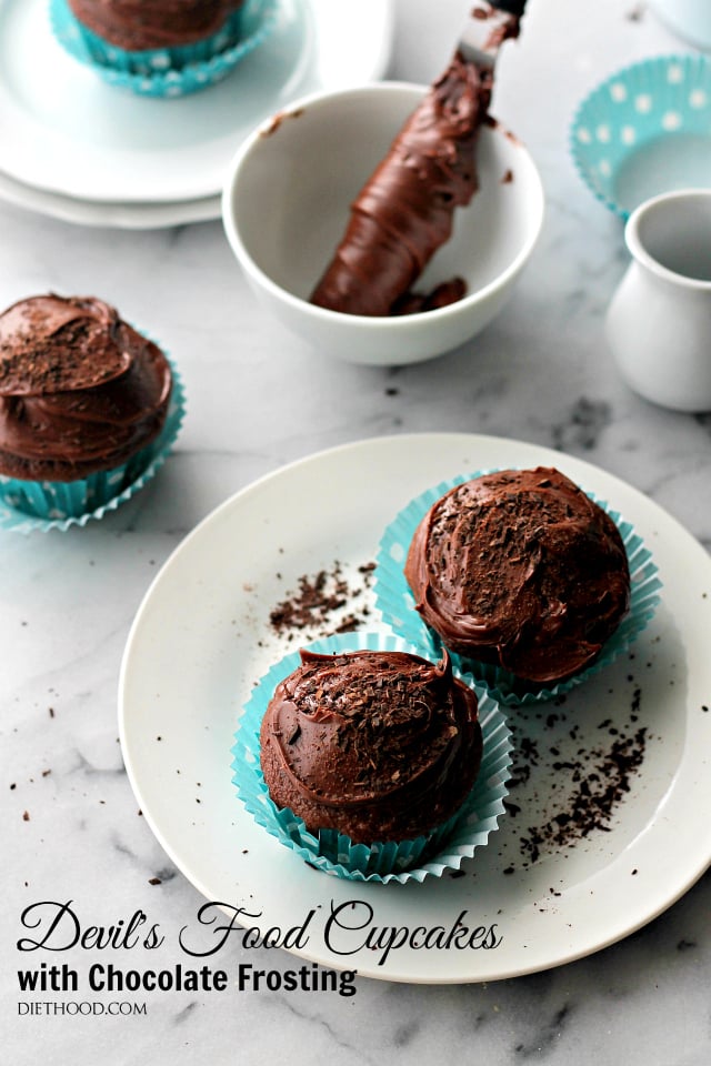 https://diethood.com/wp-content/uploads/2015/02/Devils-Food-Cupcakes-with-Chocolate-Frosting.jpg