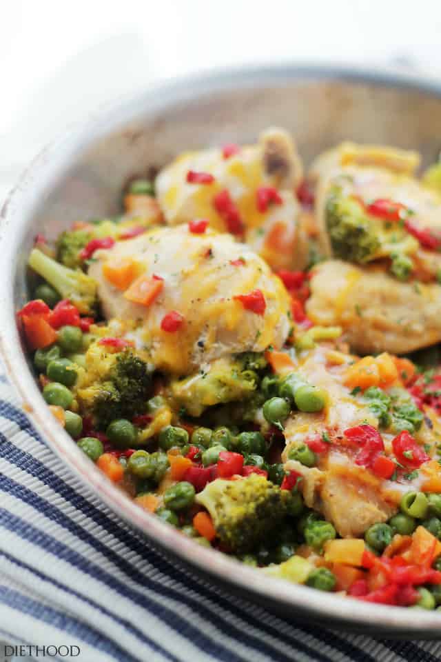 Cheesy Chicken and Vegetables Skillet | www.diethood.com | Loaded with veggies, cheese and tender, juicy chicken, this 30-minute, one-skillet dinner is fast, easy and most of all, delicious! The whole family loves it! 
