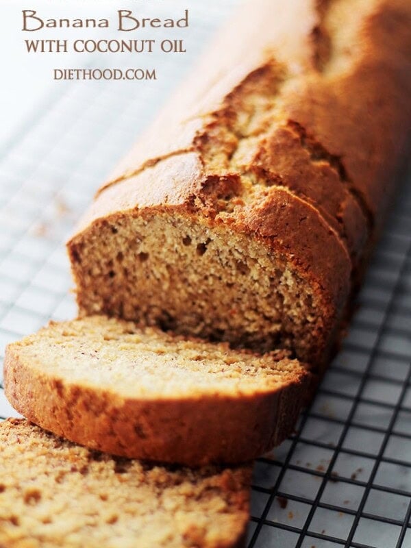 Whole Wheat Banana Bread with Coconut Oil | www.diethood.com | A delicious and super moist banana bread made healthier using whole wheat flour, sweet bananas, and coconut oil. No mixer needed!