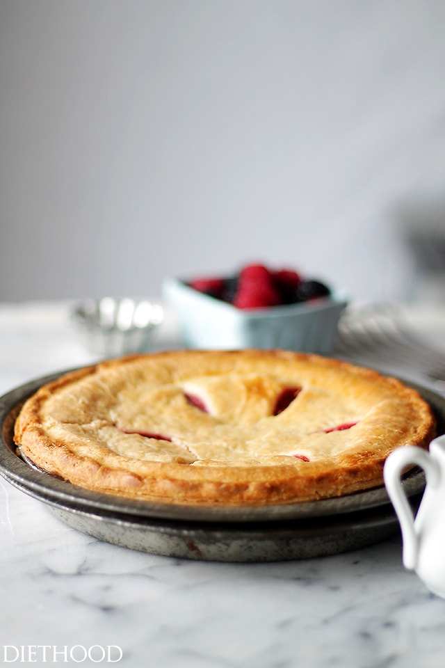 Berry Pie | www.diethood.com | Lightened-up flaky pie crust filled with a delicious variety of berries.