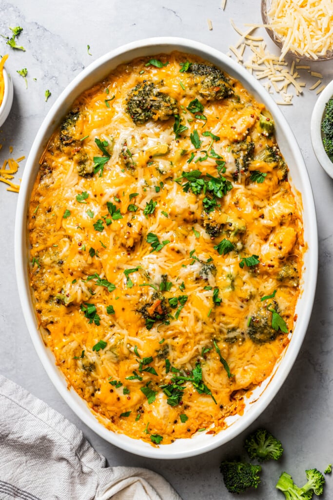 Chicken and Broccoli Casserole | Diethood