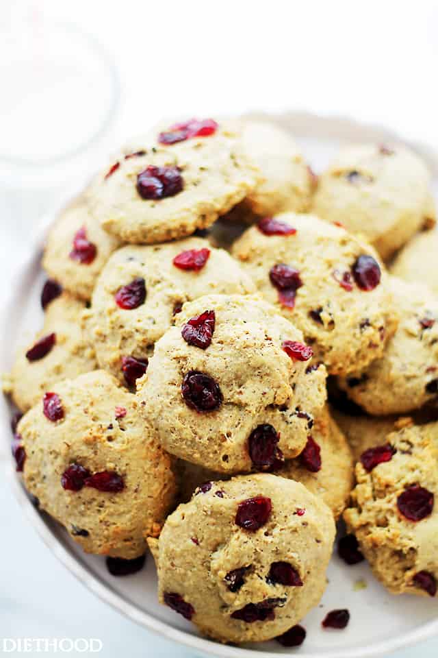 Nuts and fruits breakfast cookies on a plate.