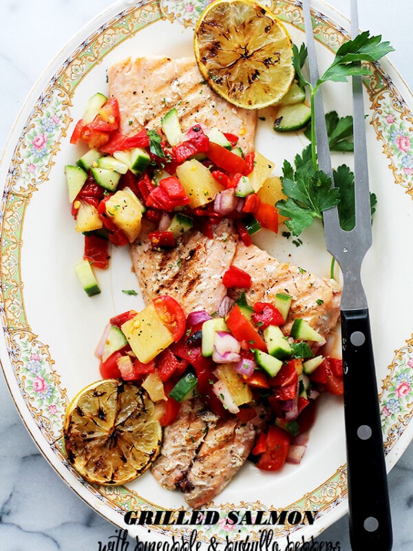 Grilled Salmon with Pineapple & Piquillo Peppers Salsa - A quick, fresh and extremely flavorful Pineapple & Piquillo Peppers Salsa served alongside grilled Salmon. Get the recipe on diethood.com